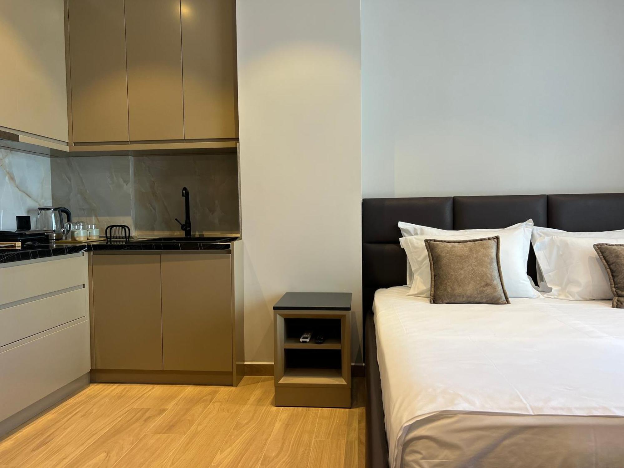 Coastline Luxury Apart Hotel Golem  Exterior foto